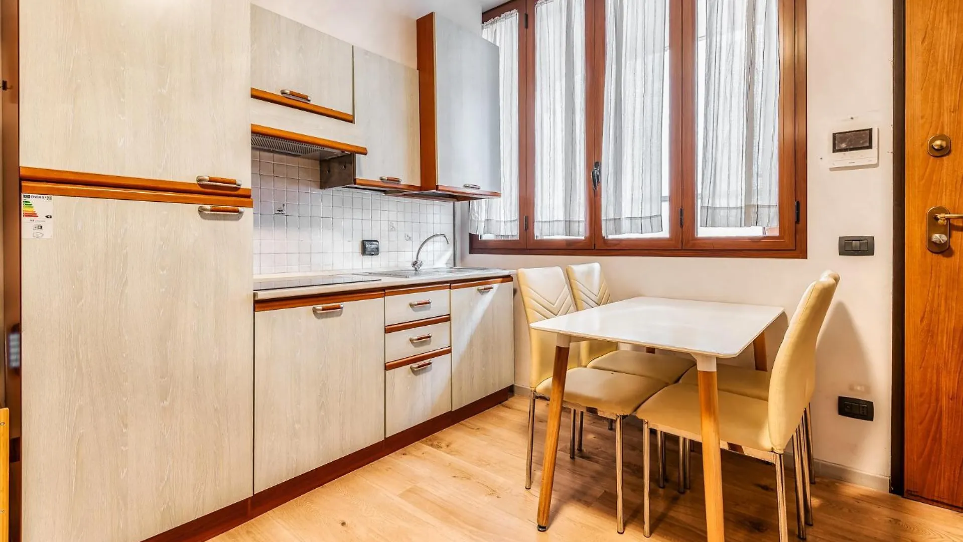 Milano Confy Apartment 2Pax- Via Tartini, 26